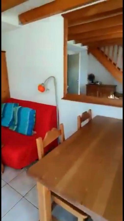בזייה Residence Les Berges Du Canal מראה חיצוני תמונה